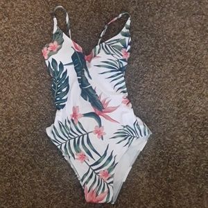 One peice tropical swim suit